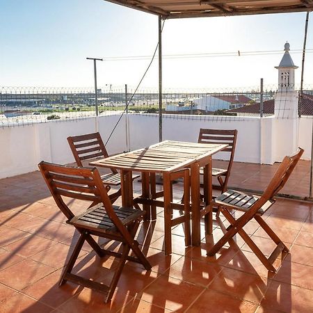 Blife Marya Private Rooms - Airport Stay Dystrykt Dystrykt Faro Zewnętrze zdjęcie