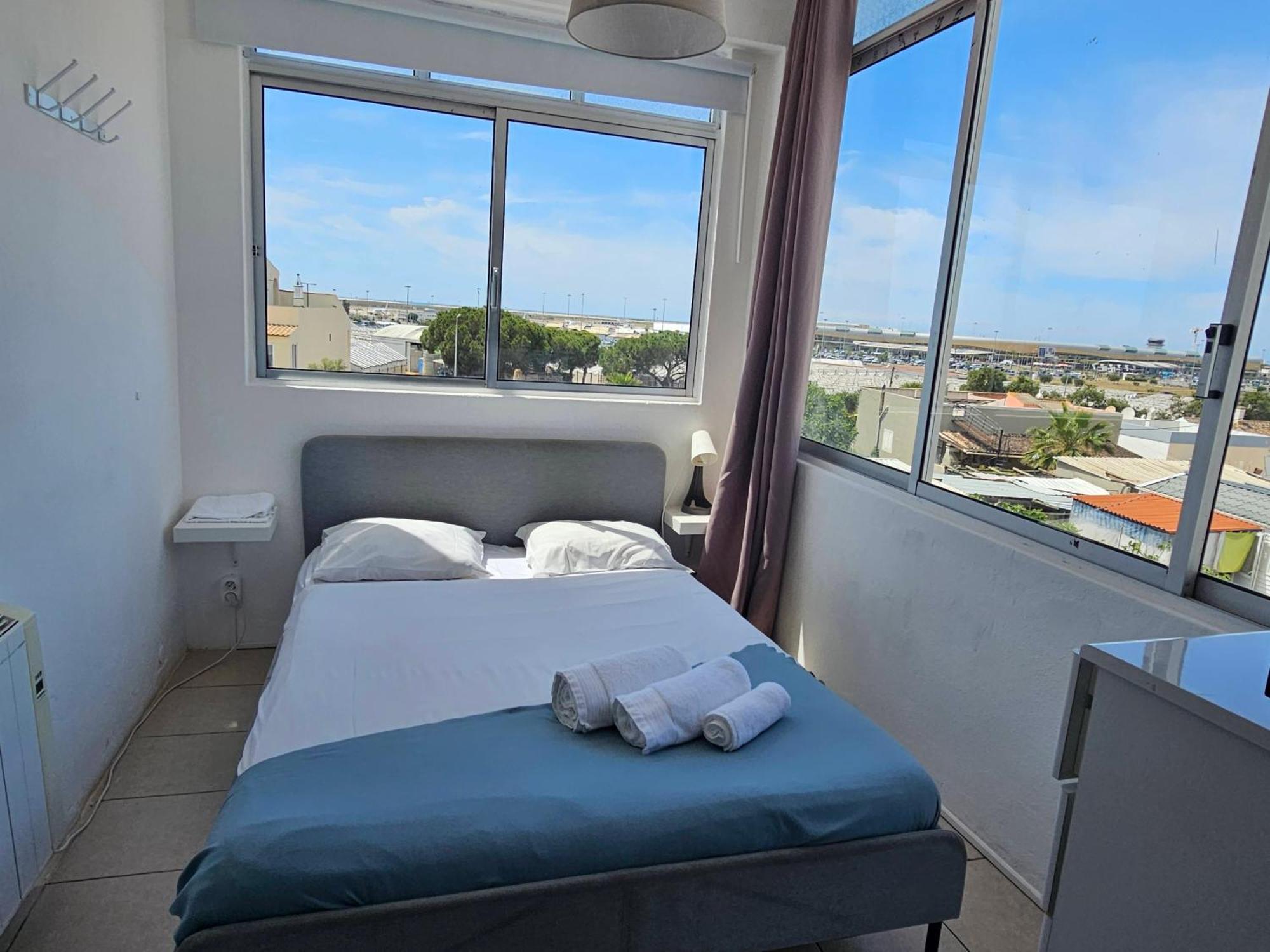 Blife Marya Private Rooms - Airport Stay Dystrykt Dystrykt Faro Pokój zdjęcie