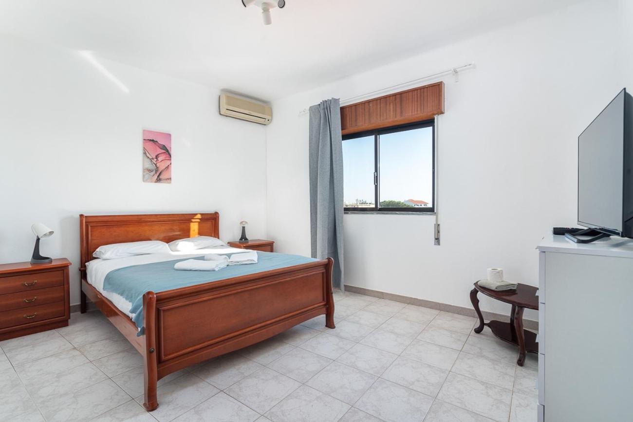 Blife Marya Private Rooms - Airport Stay Dystrykt Dystrykt Faro Pokój zdjęcie