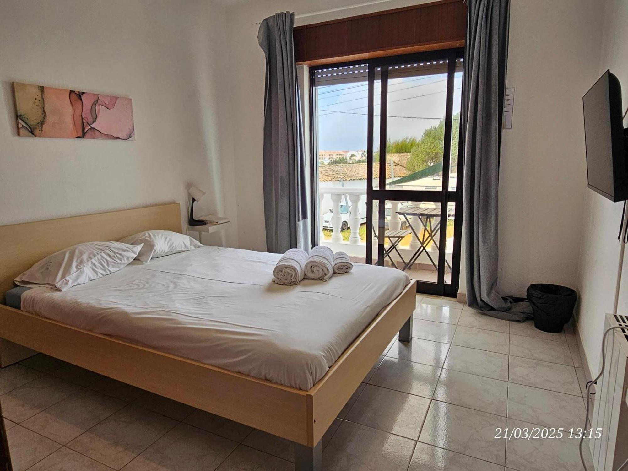 Blife Marya Private Rooms - Airport Stay Dystrykt Dystrykt Faro Pokój zdjęcie